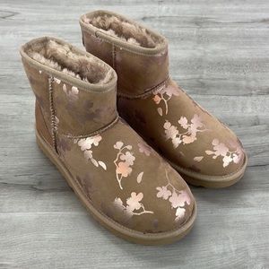 🍁 UGG 🍁 CHESTNUT BROWN CLASSIC MINI FLORAL FOIL